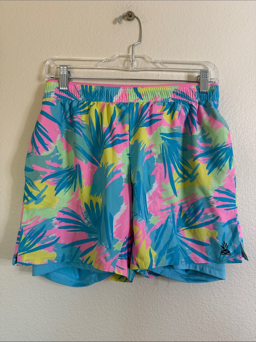 Chubbies lined Hawaiian print swim trunks small